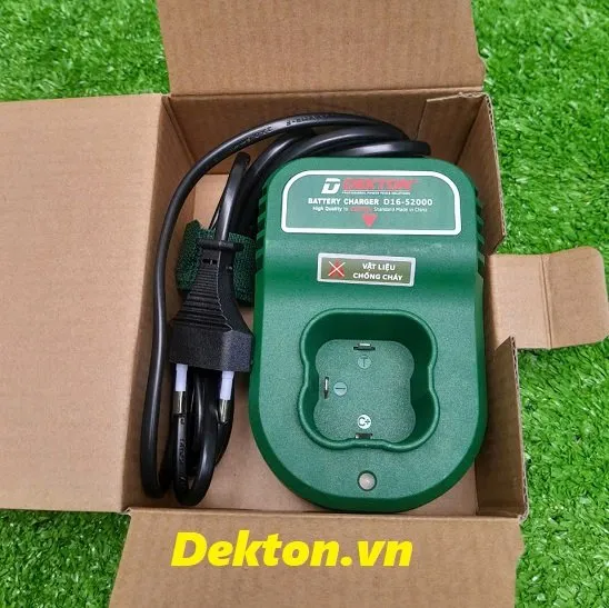 Sạc Dekton D16-S2000