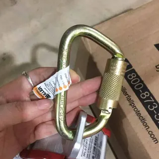 Khóa hãm chống rơi Miller PFL-2-Z7/9FT