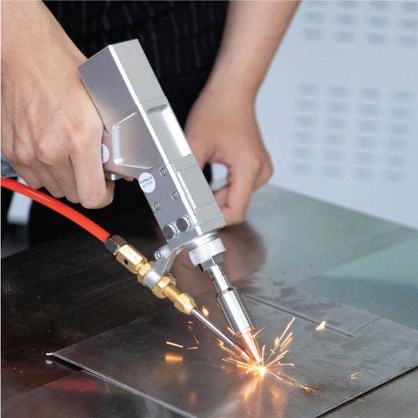 Máy Hàn Laser Hồng Ký HK-LA 1500 Mini - Chuyên Gia Kim Loại Mỏng